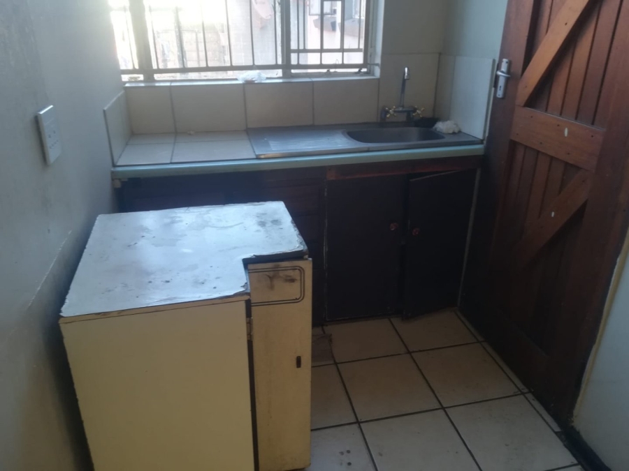 To Let 1 Bedroom Property for Rent in Bloemfontein Free State